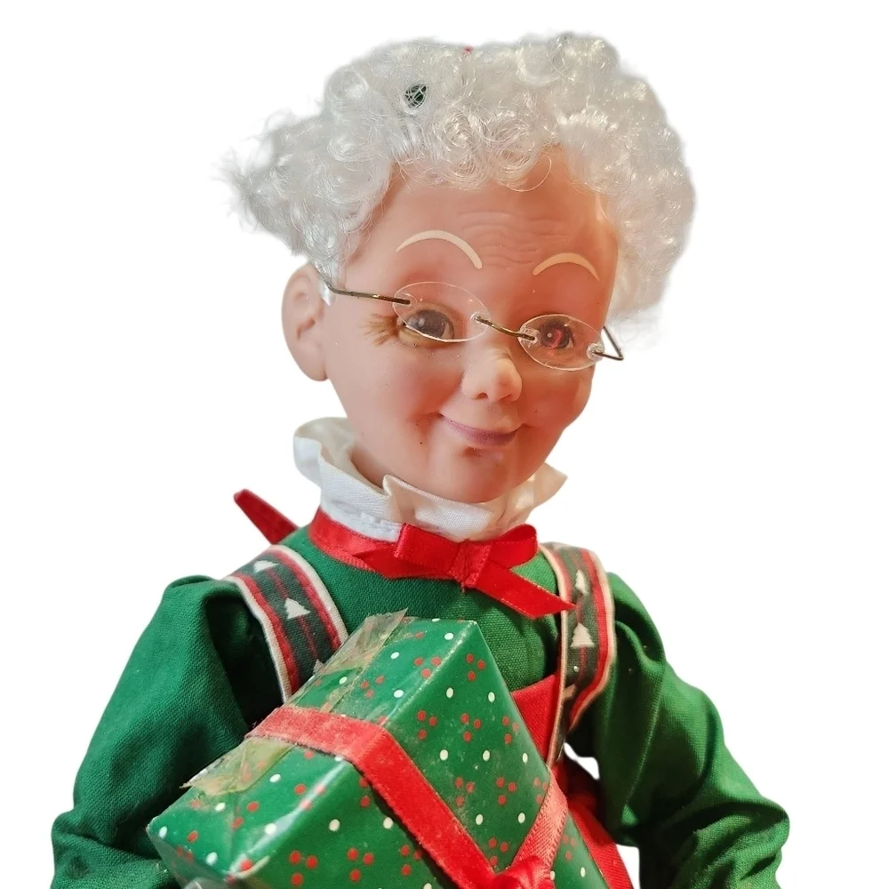 Holiday Creations vintage holiday